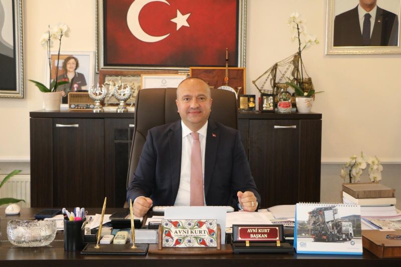 Çınarcık Belediye Başkanı Avni Kurt’un 29 Ekim Cumhuriyet Bayramı mesajı: